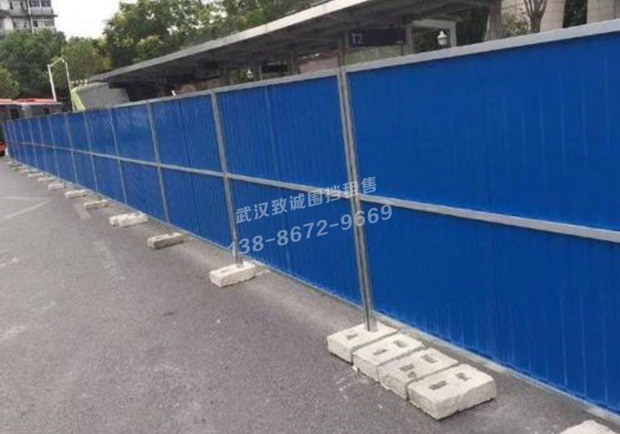 江岸区金属围挡在道路施工中的应用